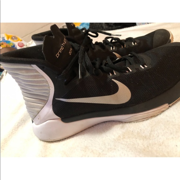 Nike men running shoes - Picture 4 of 7